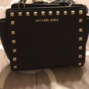 Michael Kors medium/small crossbody